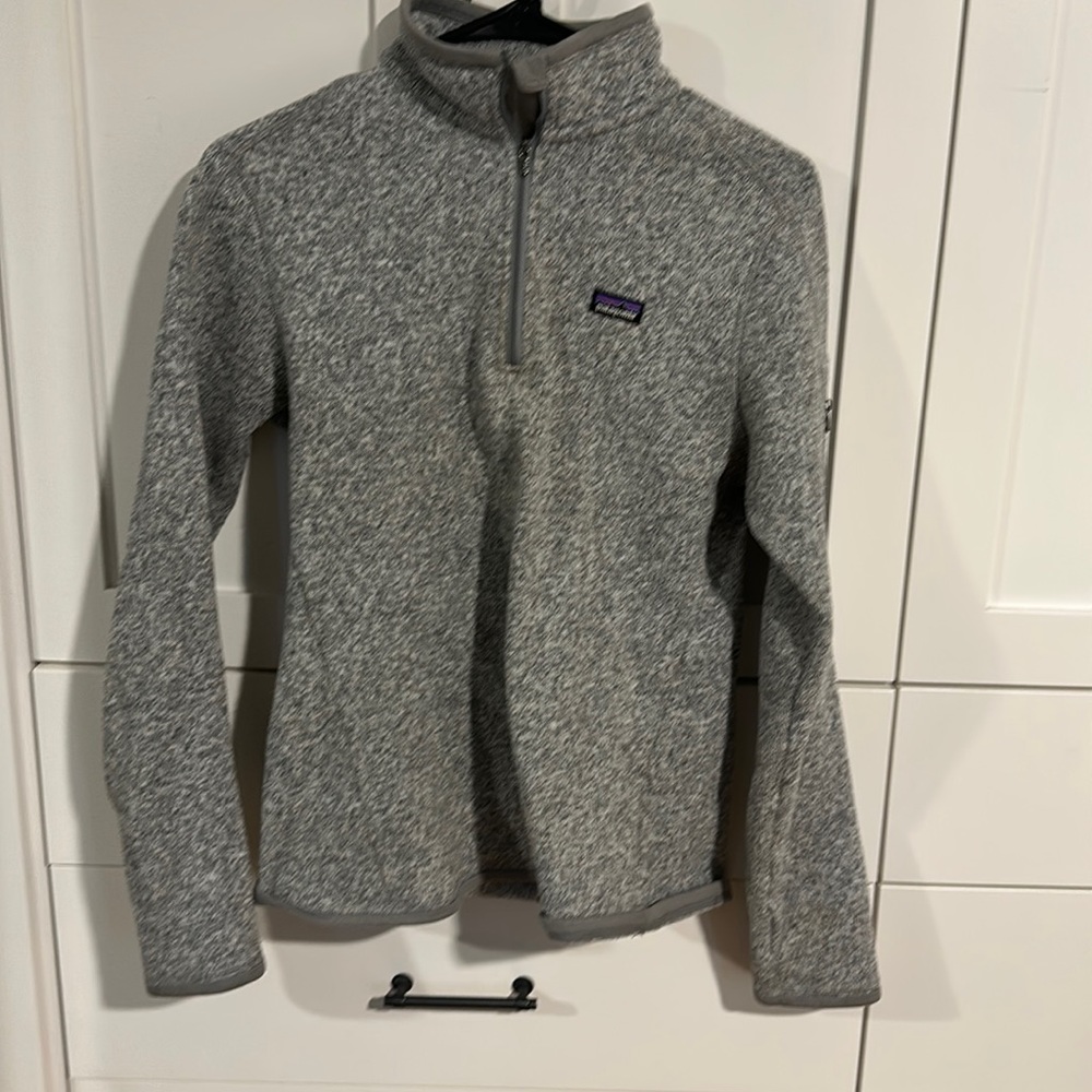 Patagonia quarter zip pullover